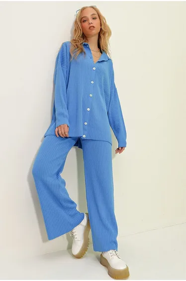 Two-Piece Set - Blue - Relaxed fit