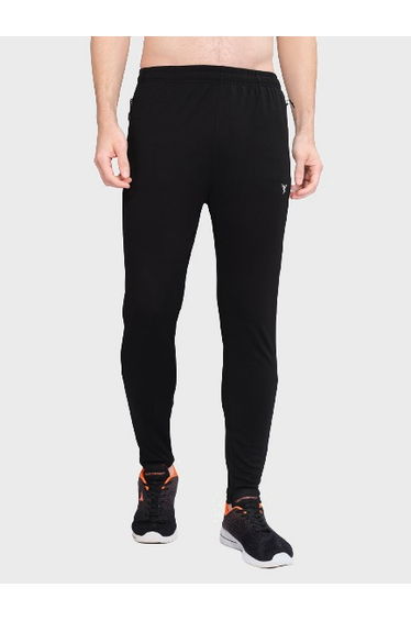 Men Solid Slim Fit Track Pants