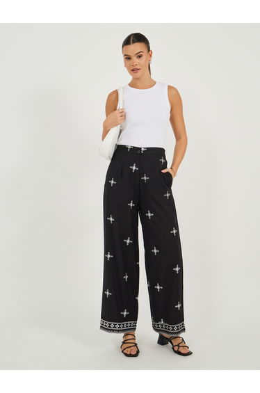 Embroidered Pattern Straight Fit Pants