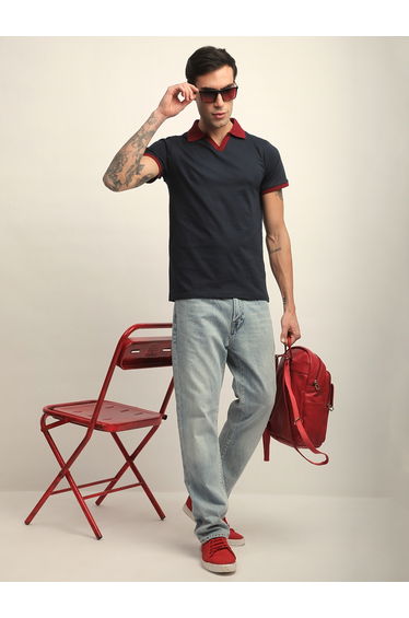 Men Solid Regular Fit Open Collar Polo