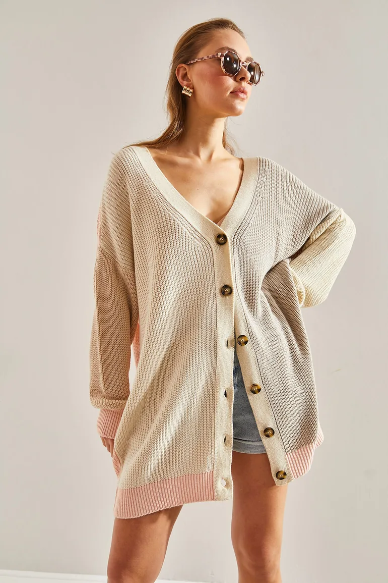 Women's Buttoned Knitwear Cardigan - 3