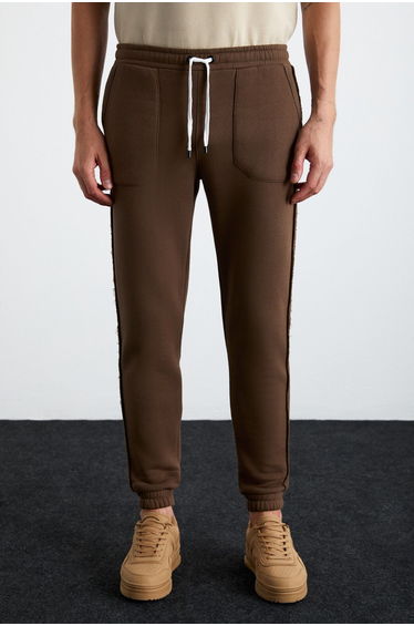 TYRESE Men's 3 Yarn Ribbed Waist Elastic Cord Elastic Leg Brown Sweatpants