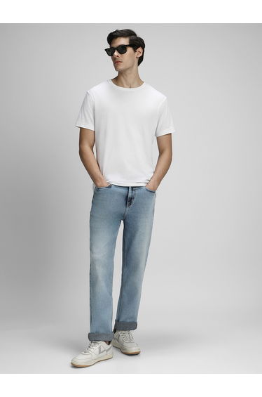 Light Wash Mid Rise Straight Fit Jeans