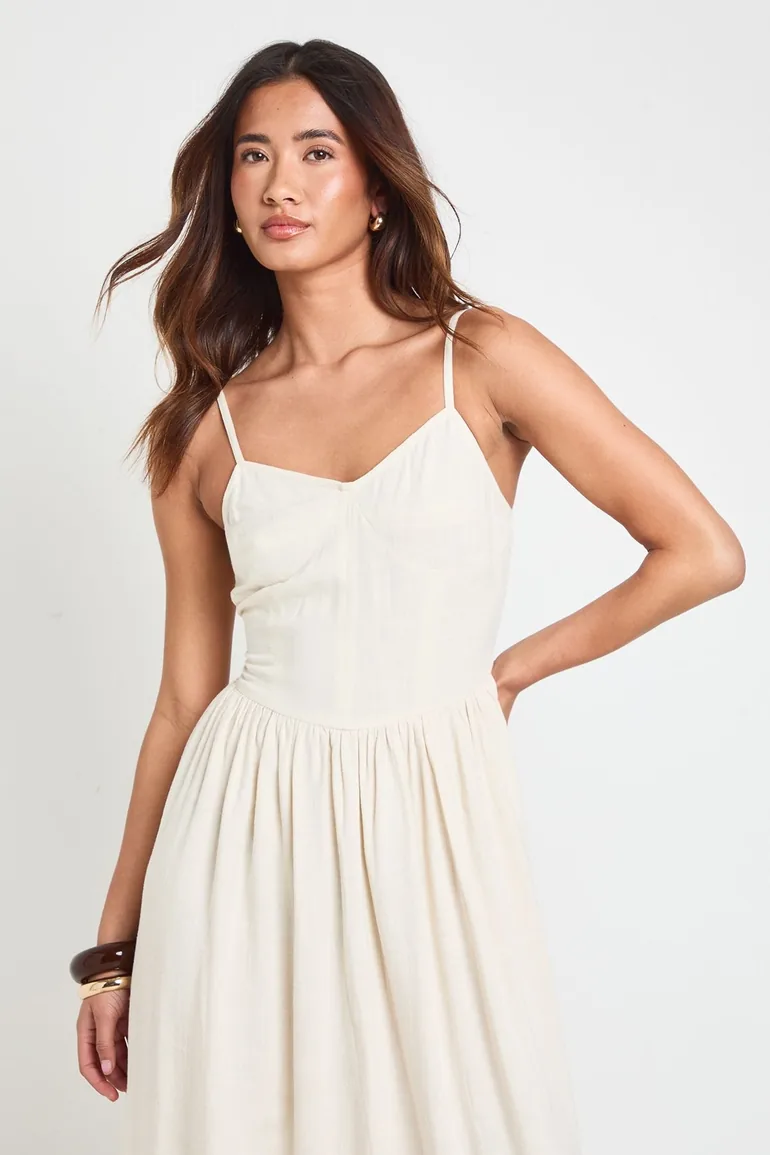 فستان ميدي كتان بتفصيلة كورسية لون بيج - 3