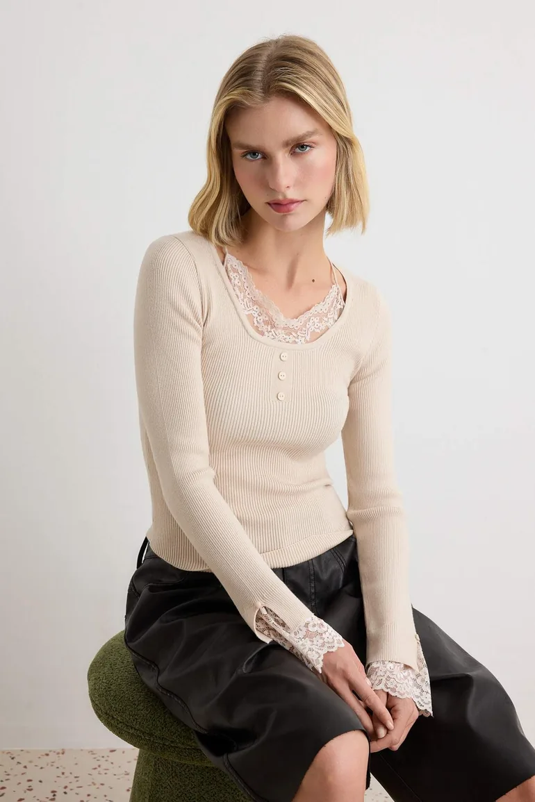 Stone Lace Detailed Buttoned Knitwear Sweater - 1