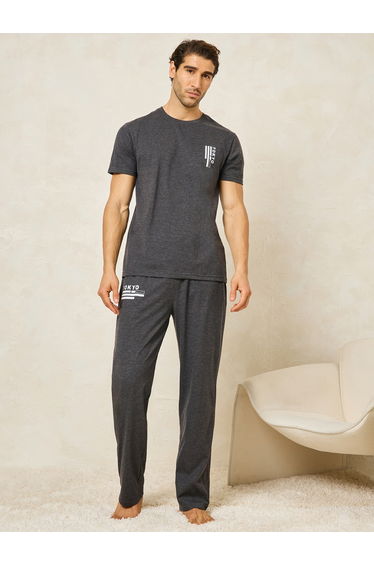 Tokyo Print Crew Neck T-Shirt and Open Hem Pyjama Set
