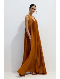 Minerva V-Neck Pleated Maxi Dress - 6