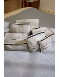 Set of 6 Suitcase Organizers with Slogan Print and Zipper Detail