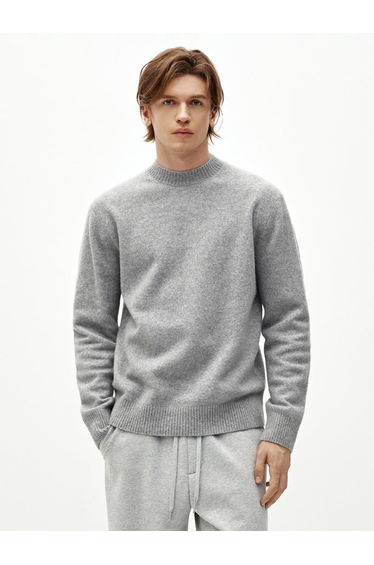 Basic Knitted Pullover