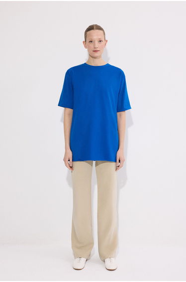 SHORT-SLEEVED BASIC T-SHIRT