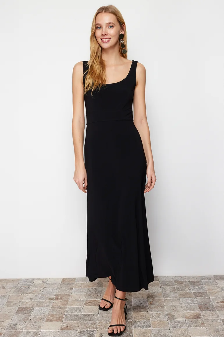 Black Strap Skater/Waist Open Elastic Knitted Maxi Dress