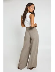 بنطلون بأرجل عريضة بنقشة متعرجة - 1