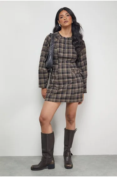 فستان قصير كاروهات بسحاب أمامي