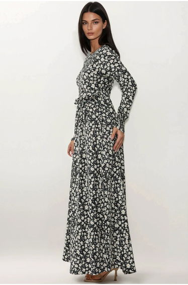 Flowering Crew Neck Maxi Dress with Belt