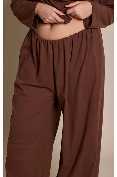 بنطلون بأرجل عريضة لون بني - للمقاسات الكبيرة