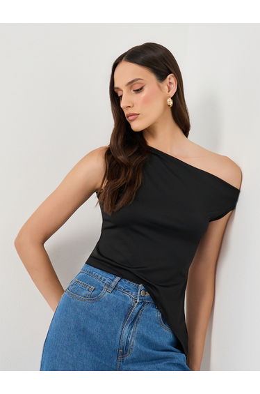 One Shoulder Asymmetric Hem Knit Top