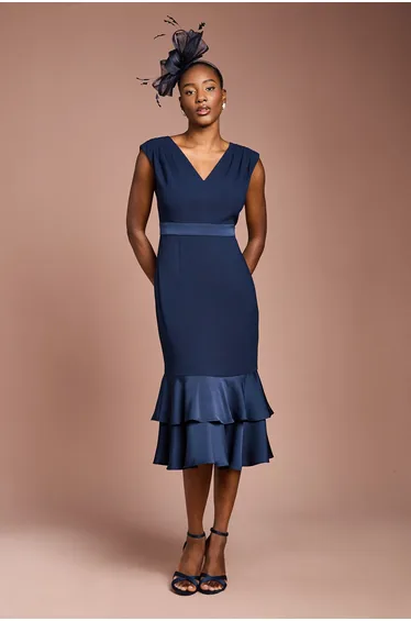 فستان كريب ساتان بكشكش بيبلوم