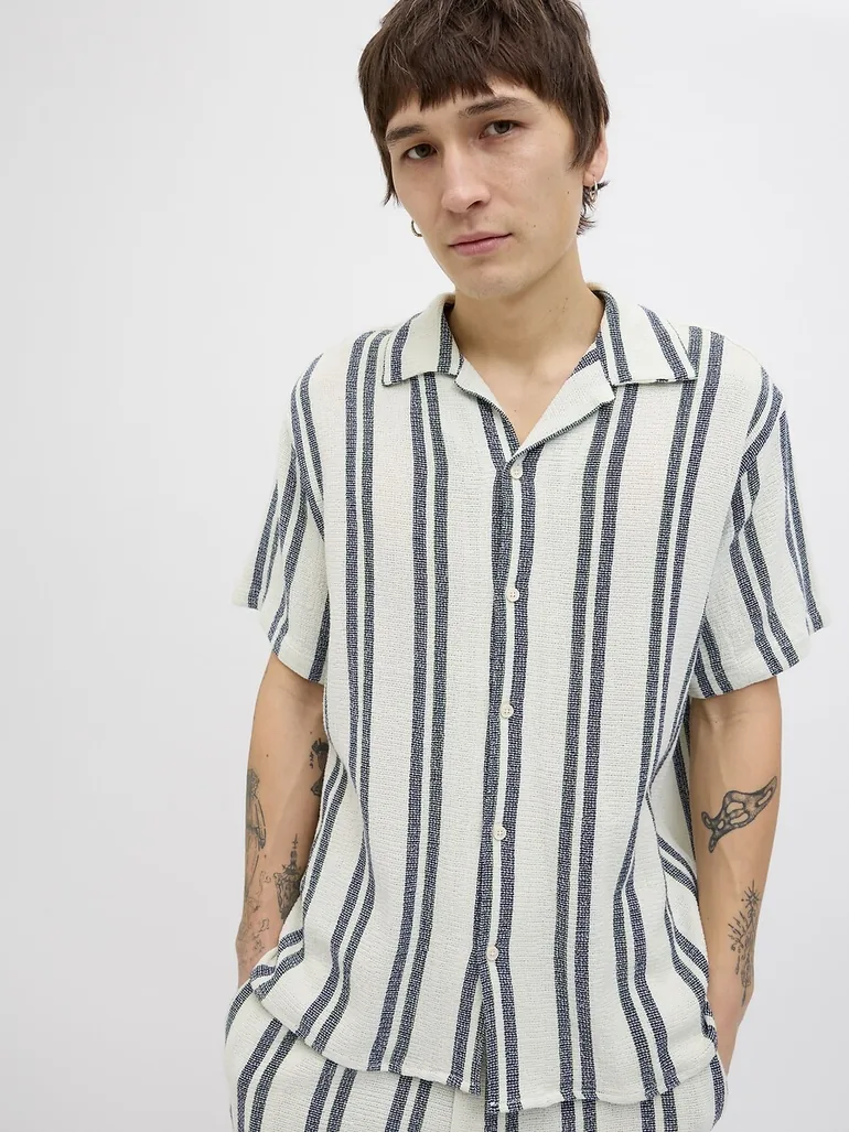 Striped Short Sleeve Shirt - 4
