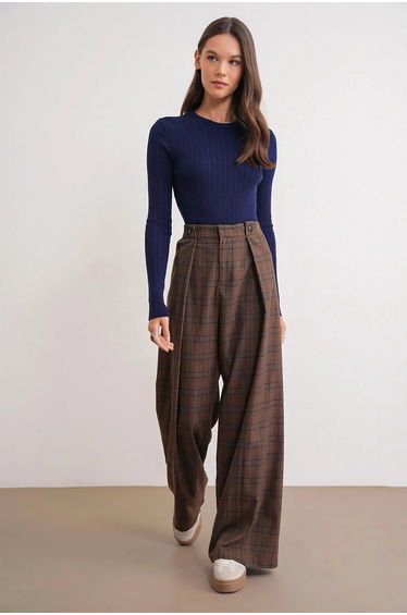 Mixray Soft Textured Ribbed Fitted Top