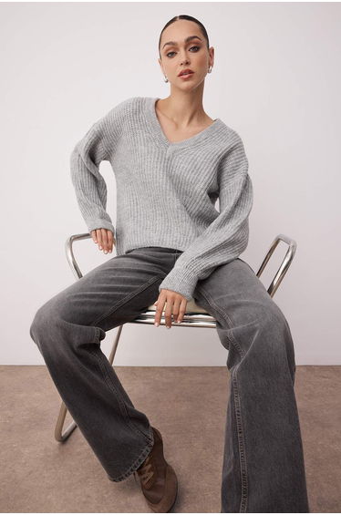 Gray Soft Texture Wide Pattern Basic Knitwear Sweater