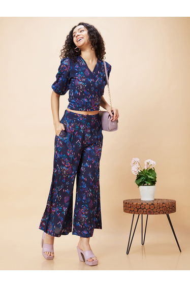 Women Blue Paisley Print Crop Top and Flared Palazzos Co-Ords