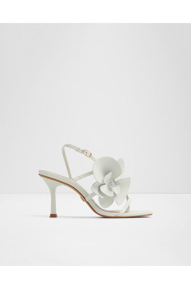 Sandflower / Heeled Sandals