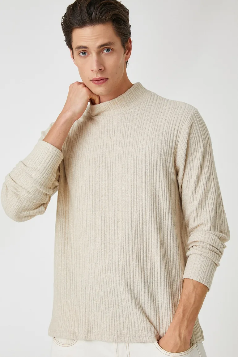 Men's Beige Sweater