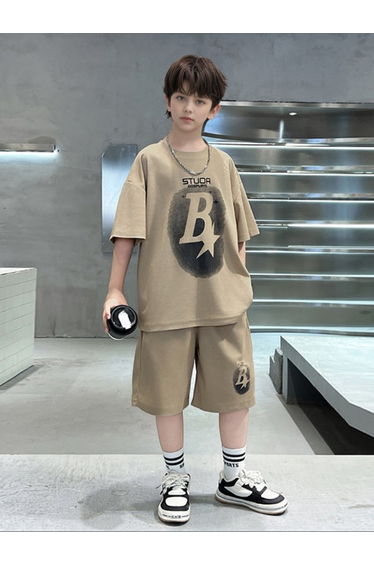 Boys Graphic Round Neck T-Shirt and Shorts Set