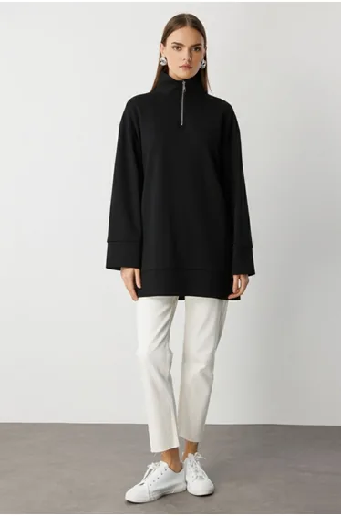 Mizalle High Collar Soft Textured Sweatshirt
