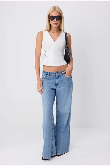 White Belt Detailed Sleeveless Woven Blouse