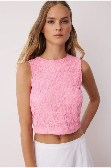 Pink Fitted/Fits-Your-Body Lace Knit Top