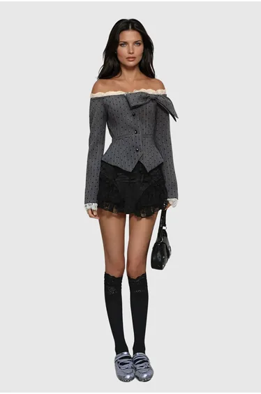 بليزر رمادي بطول الخصر