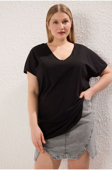 Black V-Neck Long Length Large Size T-Shirt