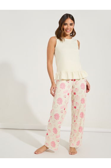 Ruffle Hem T-Shirt and Shell Print Pyjama Set
