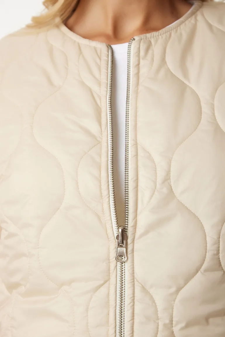 Women's Cream Ecru Reversible Quilted jacket - 10