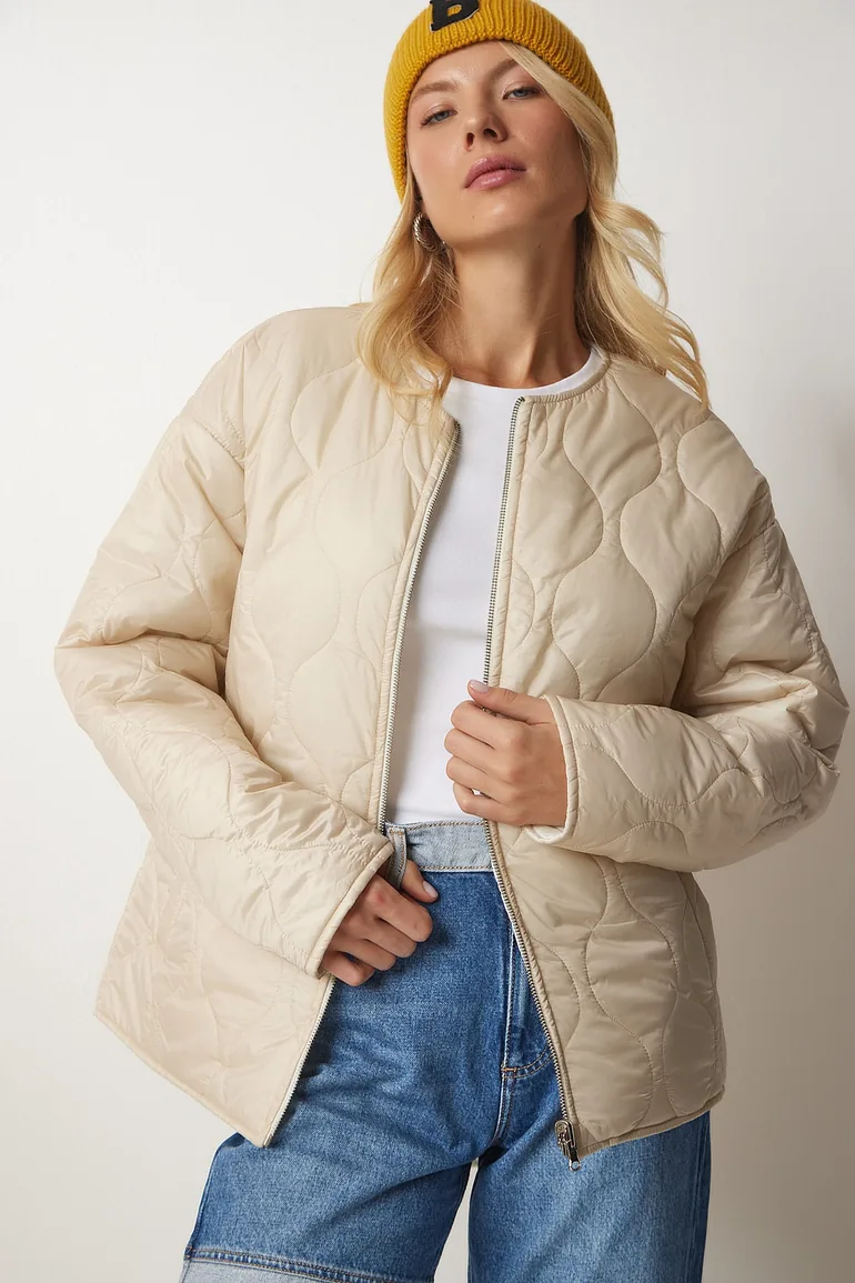 Women's Cream Ecru Reversible Quilted jacket - 4