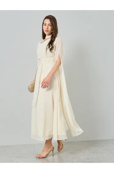 فستان ماكسي بأكمام بفتحة - لون كريمي