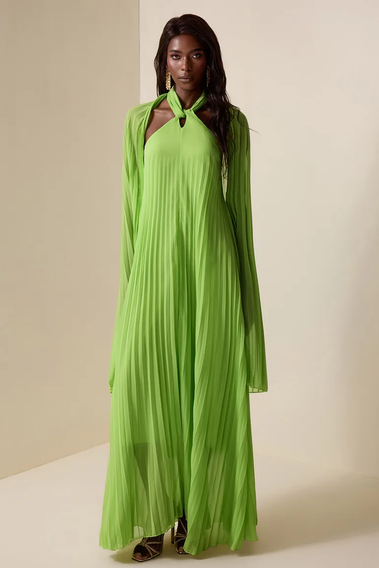 Liv Chiffon Pleated Maxi Dress in Green JardinVue : Evening Dresses :  VogaCloset Oman