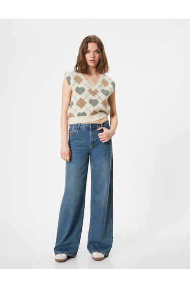 Knitwear Sweater V-Neck Jacquard Sleeveless