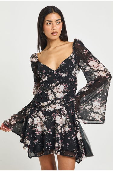 Floral Ruched Sweetheart Pleated Skater Dress - black