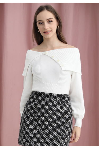 Flap Buttoned Collar Knit Crop Top in White