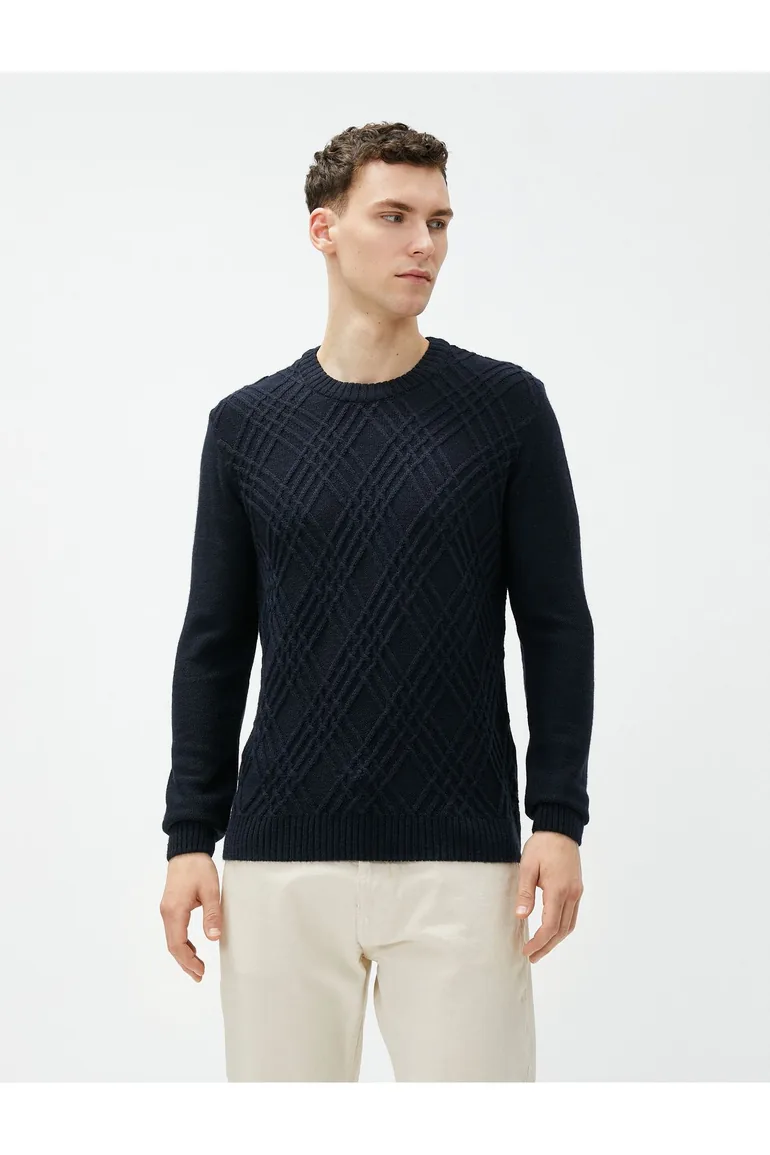 Knitwear Sweater Diamond Pattern Long Sleeved Crew Neck - 1
