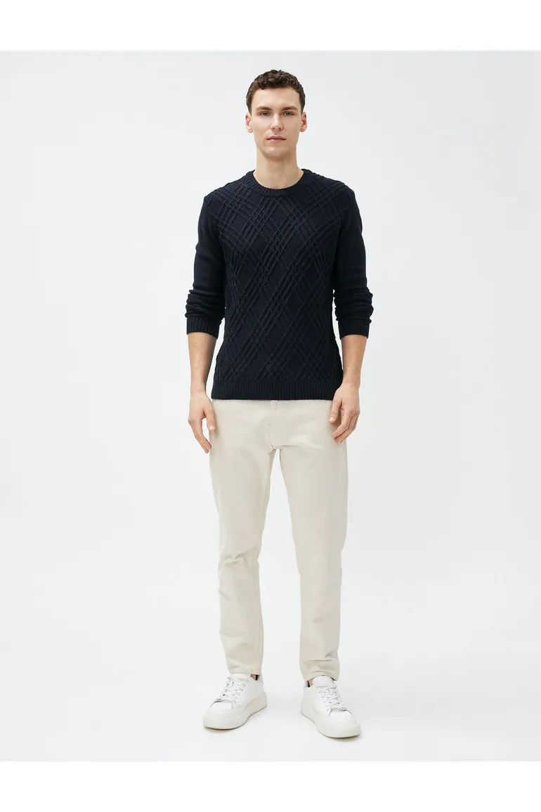 Knitwear Sweater Diamond Pattern Long Sleeved Crew Neck