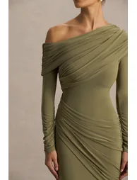 فستان ماكسي مزموم بياقة غير متناظرة - أخضر - 4