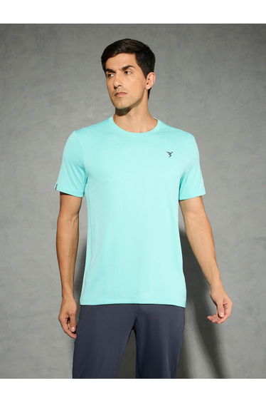 Men Solid Slim Fit Crew Neck T-Shirt
