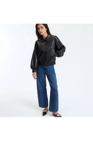 Short Jacket in Imitation Leather with Zip-Up Fastening For Mid-Season