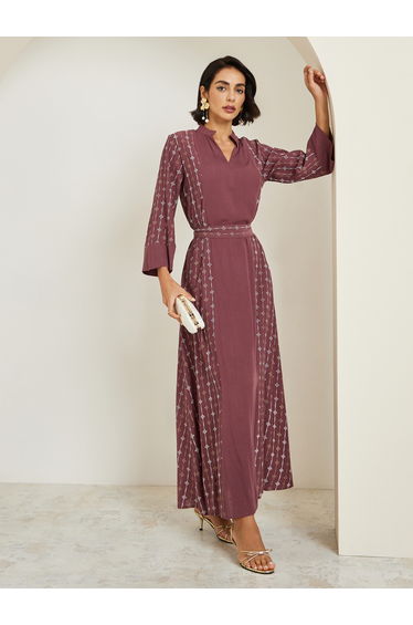 Women Burgundy Foil Print Jalabiya