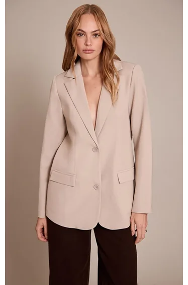 بليزر طويل بتصميم واسع - بيج