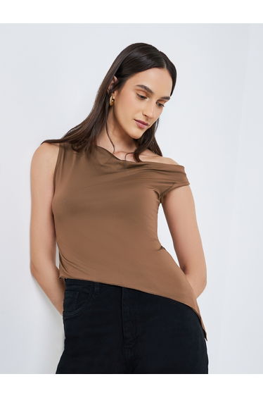 One Shoulder Asymmetric Hem Knit Top