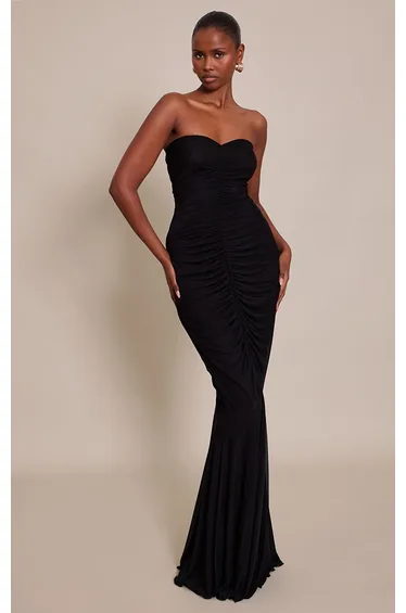 فستان ماكسي ميش مزموم بأكتاف مكشوفة - أسود